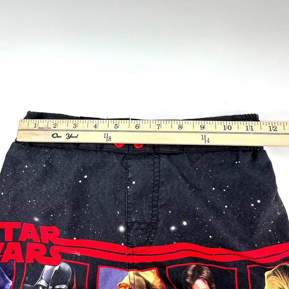 Star Wars Swim Trunks Boys Medium M‎ Black Red Character Print